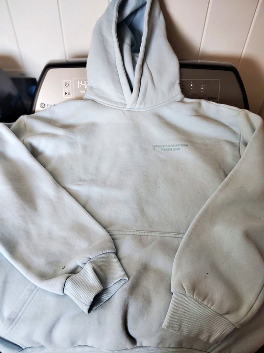 Comfort Collection Pastel Edit Hoodie in Blue Size Large